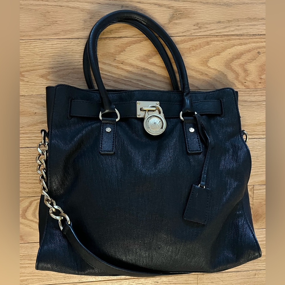 Michael Kors Hamilton Bag - black with gold hardware